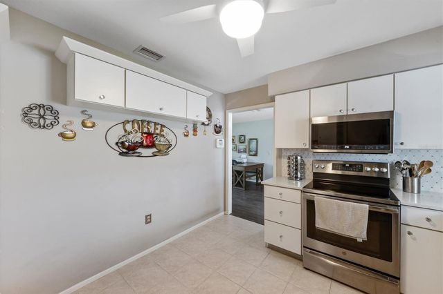 3512 21ST AVENUE W, Bradenton, FL 34205
