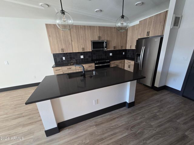 2500 E MARCO POLO Road A2, Phoenix, AZ 85050