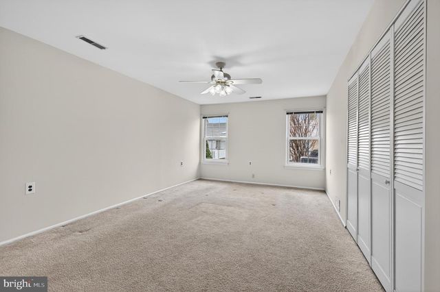 17 WHITE STONE CT, Mt Laurel, NJ 08054