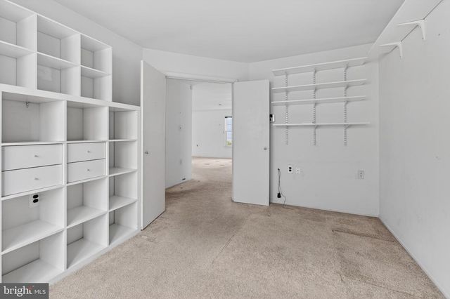 17 WHITE STONE CT, Mt Laurel, NJ 08054