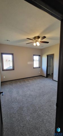 3806 E Vendeval St Street, Sioux Falls, SD 57108