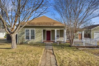 403 Avenue F, Valley Mills, TX 76689