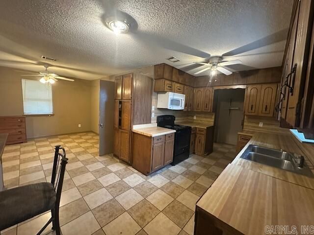 1212 Fairview St, Lonoke, AR 72086