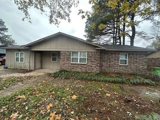 1212 Fairview St, Lonoke, AR 72086