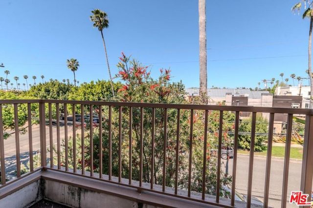 2004 Idaho Avenue, Santa Monica, CA 90403