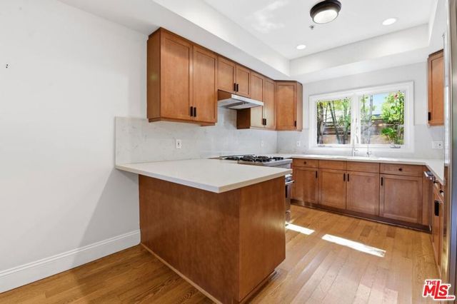 2004 Idaho Avenue, Santa Monica, CA 90403