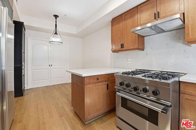 2004 Idaho Avenue, Santa Monica, CA 90403