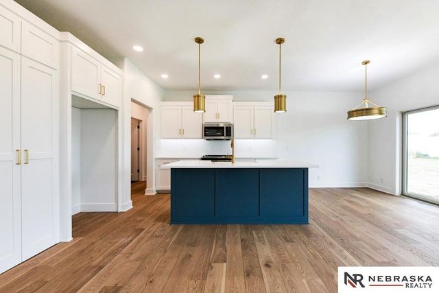 12605 Glenn Street, Papillion, NE 68138