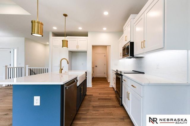 12605 Glenn Street, Papillion, NE 68138