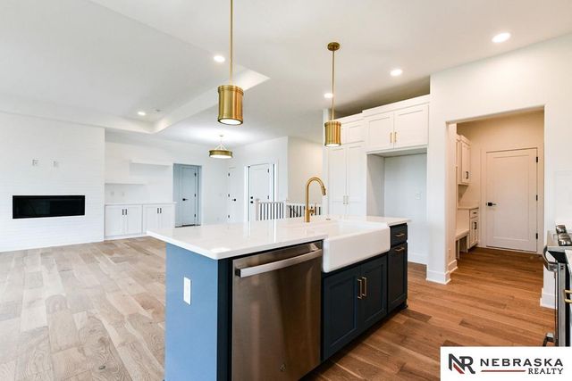 12605 Glenn Street, Papillion, NE 68138