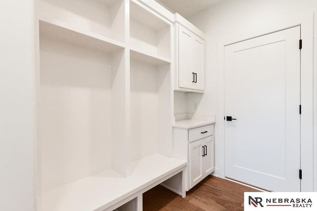 12605 Glenn Street, Papillion, NE 68138
