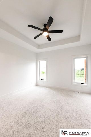 12605 Glenn Street, Papillion, NE 68138