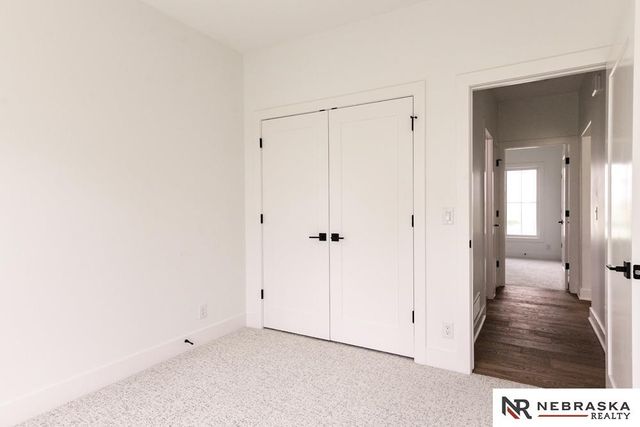 12605 Glenn Street, Papillion, NE 68138