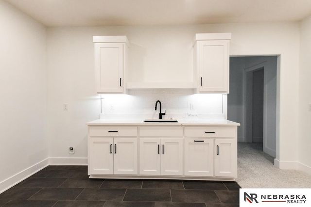 12605 Glenn Street, Papillion, NE 68138