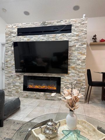 1308 Alexander Bnd, Weston, FL 33327