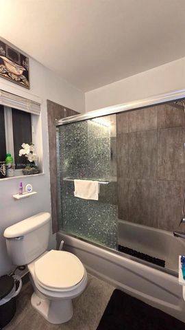 1308 Alexander Bnd, Weston, FL 33327