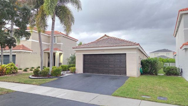 1308 Alexander Bnd, Weston, FL 33327