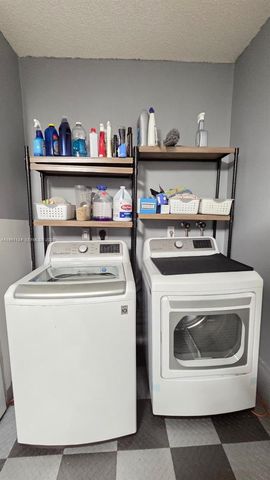 1308 Alexander Bnd, Weston, FL 33327