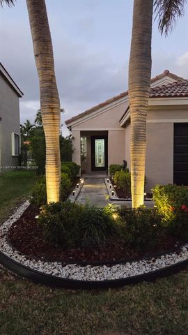 1308 Alexander Bnd, Weston, FL 33327