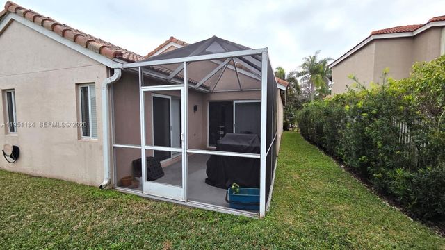 1308 Alexander Bnd, Weston, FL 33327