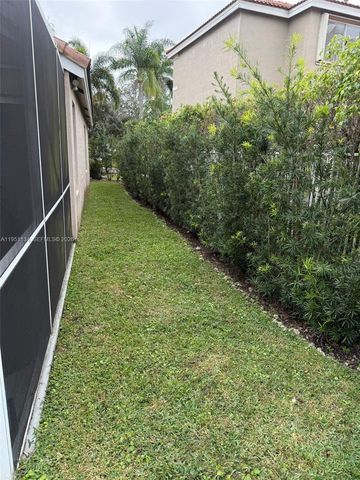 1308 Alexander Bnd, Weston, FL 33327