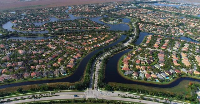 1308 Alexander Bnd, Weston, FL 33327