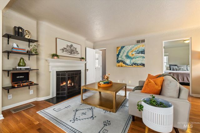 1501 N 24th St, Boise, ID 83702