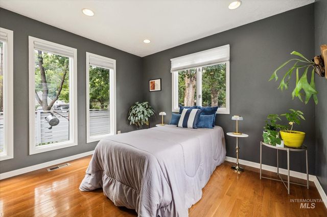 1501 N 24th St, Boise, ID 83702