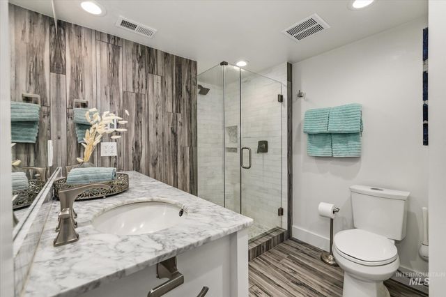 1501 N 24th St, Boise, ID 83702