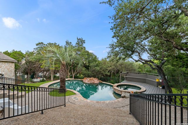 27 Trophy Ridge, San Antonio, TX 78258