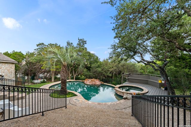 27 Trophy Ridge, San Antonio, TX 78258