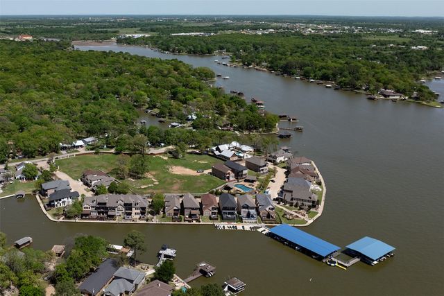 174 Marina Drive, Mabank, TX 75156