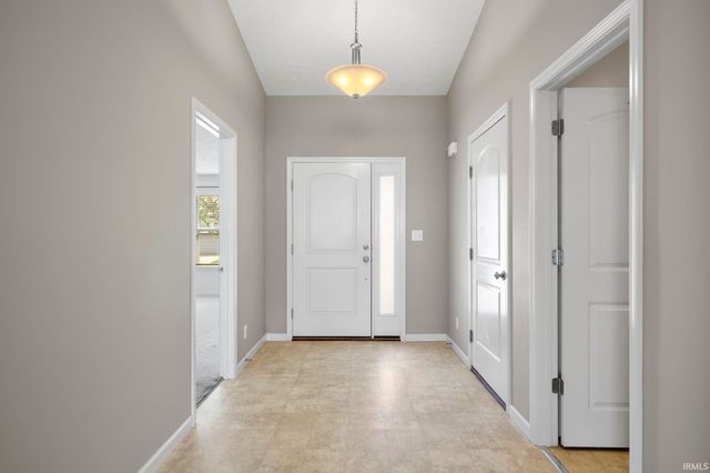 2916 Katmai Court, West Lafayette, IN 47906