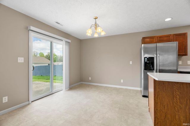 2916 Katmai Court, West Lafayette, IN 47906