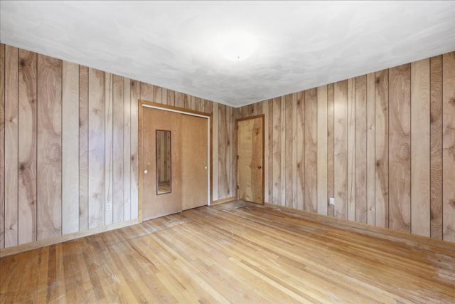 14 Woodland Lane, Ledyard, CT 06335