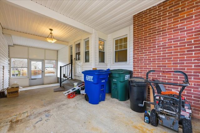 14 Woodland Lane, Ledyard, CT 06335