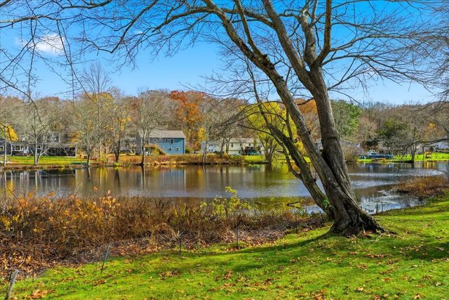 14 Woodland Lane, Ledyard, CT 06335