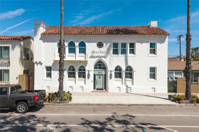 4915 E Ocean, Long Beach, CA 90803