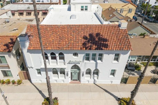 4915 E Ocean, Long Beach, CA 90803