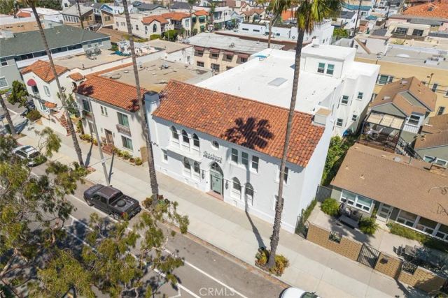 4915 E Ocean, Long Beach, CA 90803