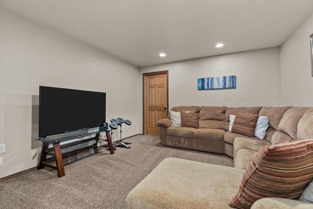 2071 GREENGROVE STREET, Kaukauna, WI 54130