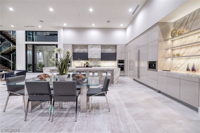 19 Boulderback Drive, Henderson, NV 89012