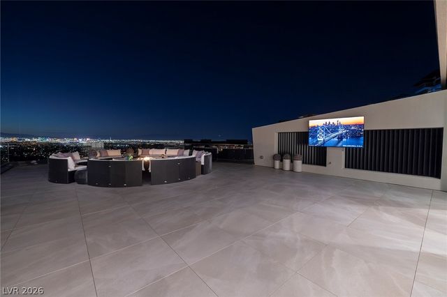19 Boulderback Drive, Henderson, NV 89012