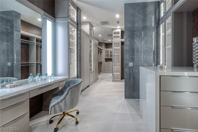 19 Boulderback Drive, Henderson, NV 89012