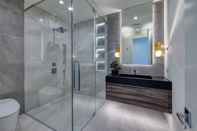19 Boulderback Drive, Henderson, NV 89012