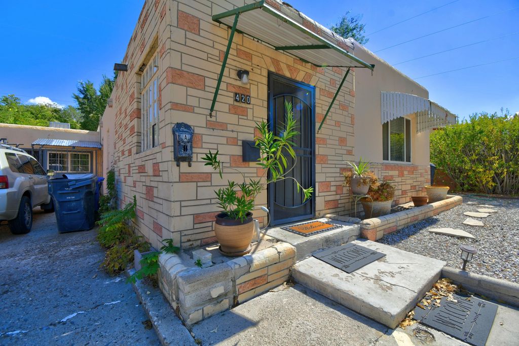 420 GIRARD Boulevard SE, Albuquerque, NM 87106