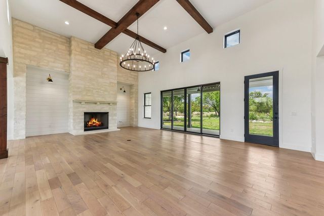 116 Tranquility Trails DR, Spicewood, TX 78669