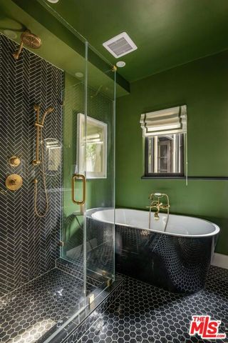 3225 Oakshire Drive, Los Angeles, CA 90068