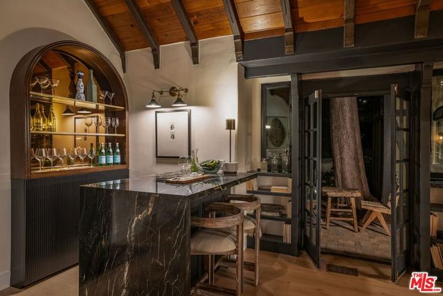 3225 Oakshire Drive, Los Angeles, CA 90068