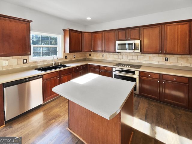 832 Brampton Way, Locust Grove, GA 30248